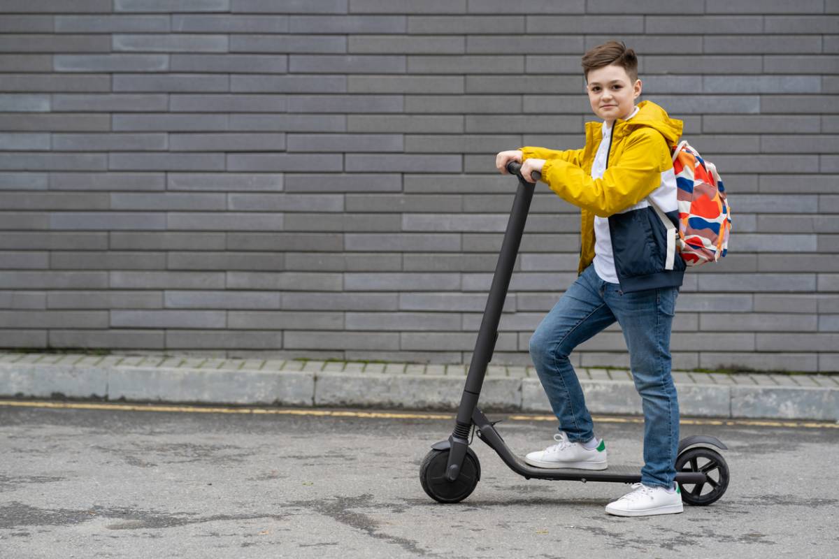 Bientôt Noël : quelle trottinette électrique offrir à un ado ?
